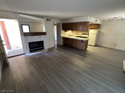 Building Photo - 4181 Gannet Cir