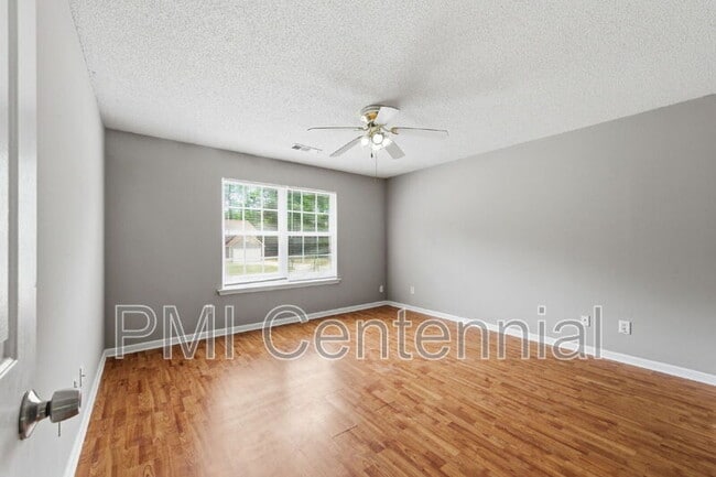 Building Photo - 57 Grandview Ln