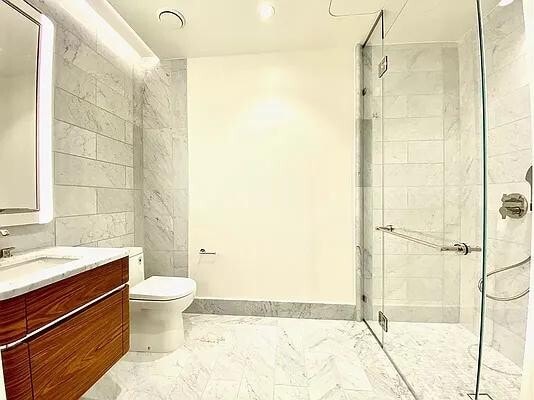 Building Photo - 110 Charlton St