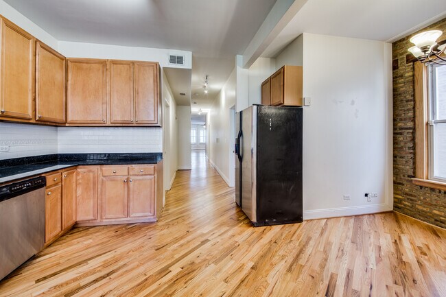 Building Photo - 5207 S Blackstone Ave