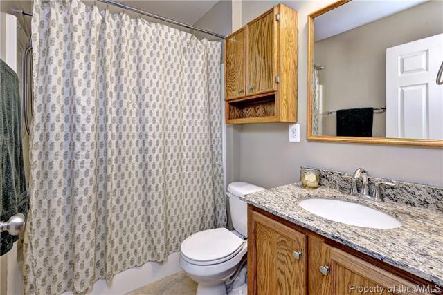 Building Photo - 5845 Nandina Cir