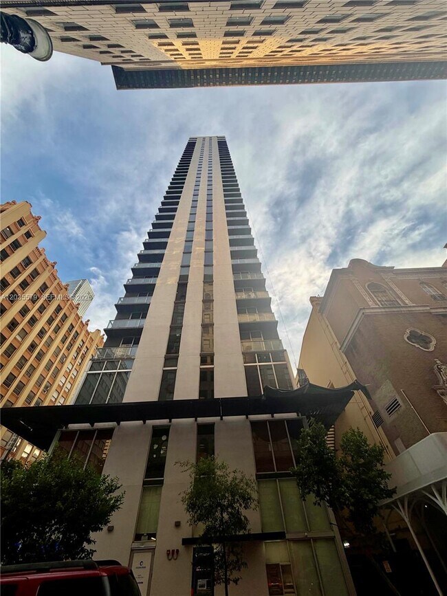 Building Photo - 151 SE 1st St