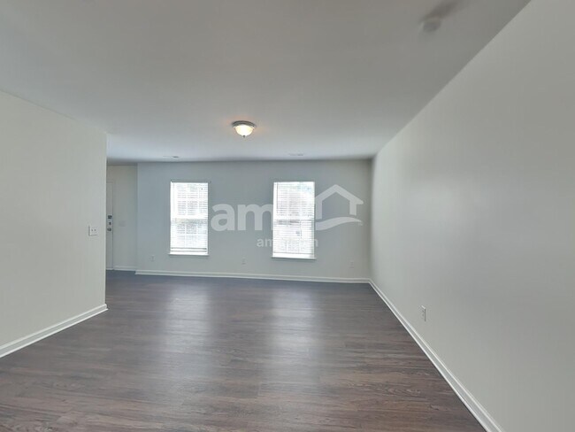 Building Photo - 1001 Finley Ct