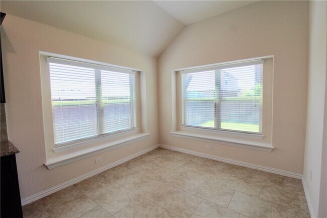 Building Photo - 1100 Arvada Dr