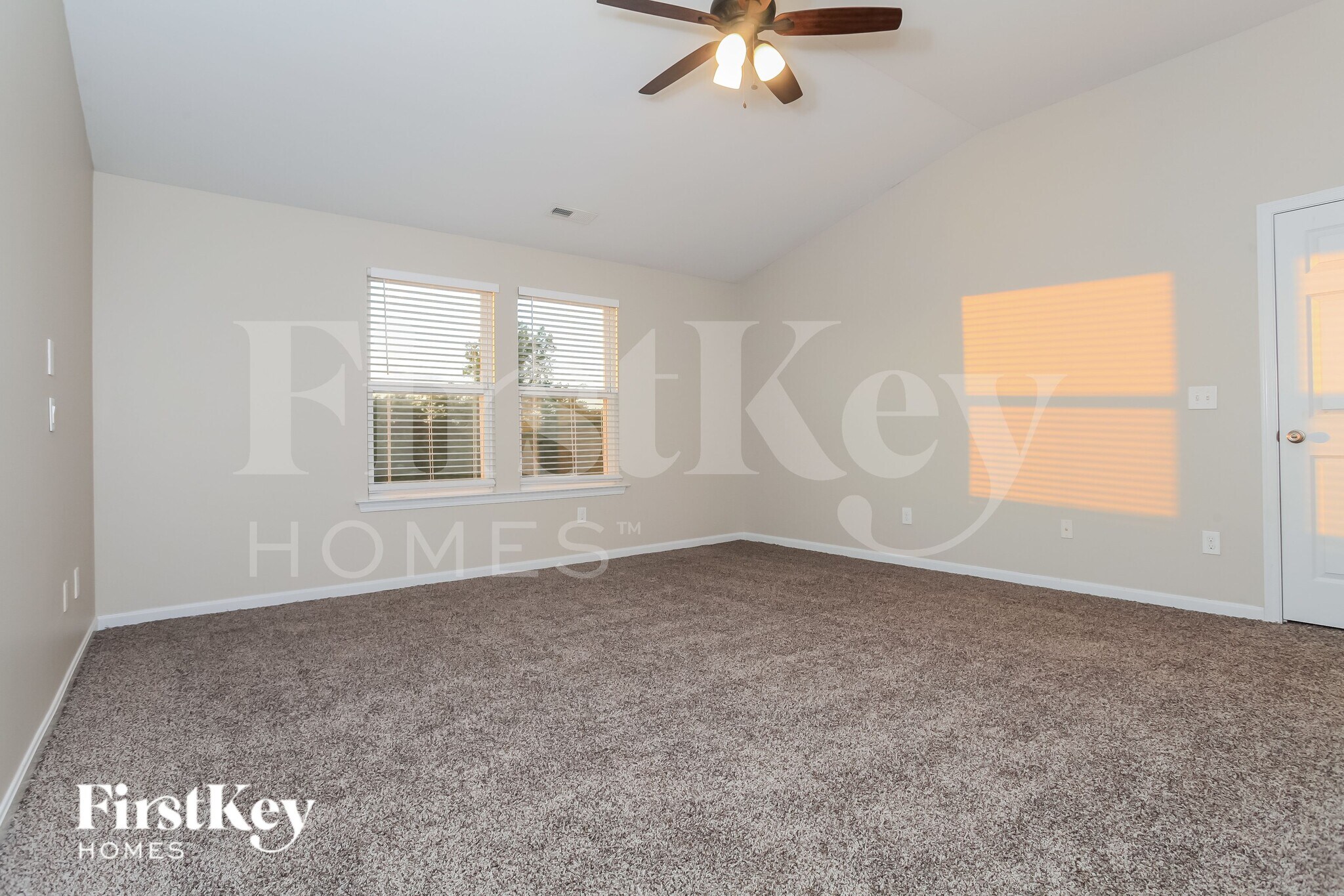 Building Photo - 8511 Crozat St