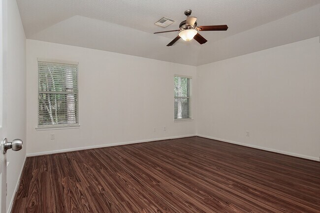 Building Photo - 115 Regan Mead Ct