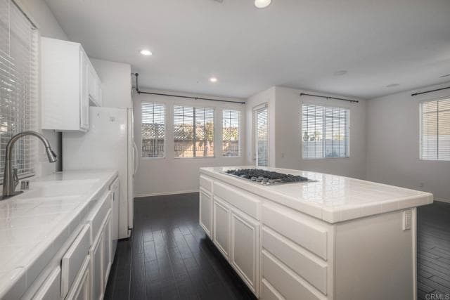 Building Photo - 116 Breakwater Rd