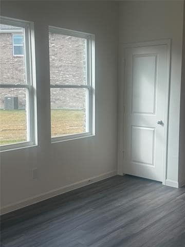 Building Photo - 2002 Prairie Ln