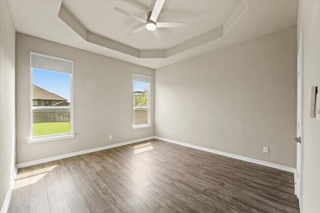 Building Photo - 3813 Gennaker Dr