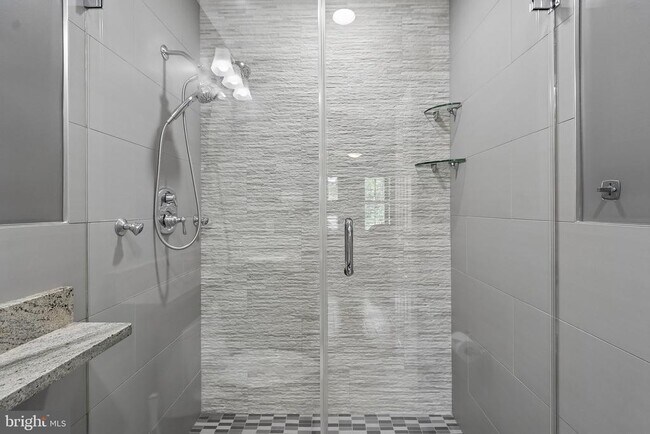 Building Photo - 519 Brummel Ct NW