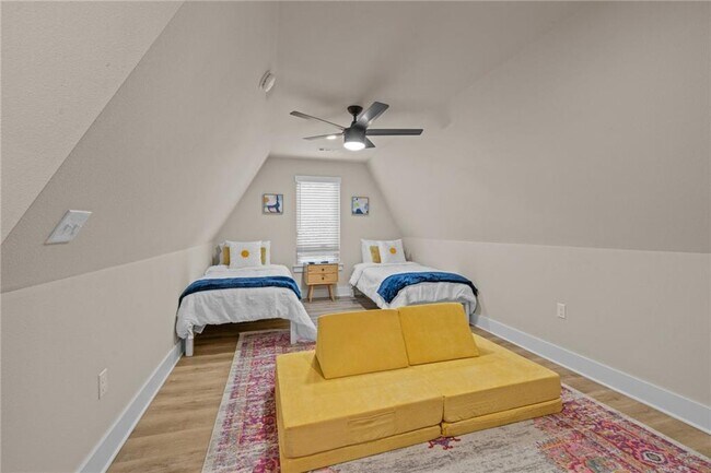 Building Photo - 12672 Gooseberry Ln