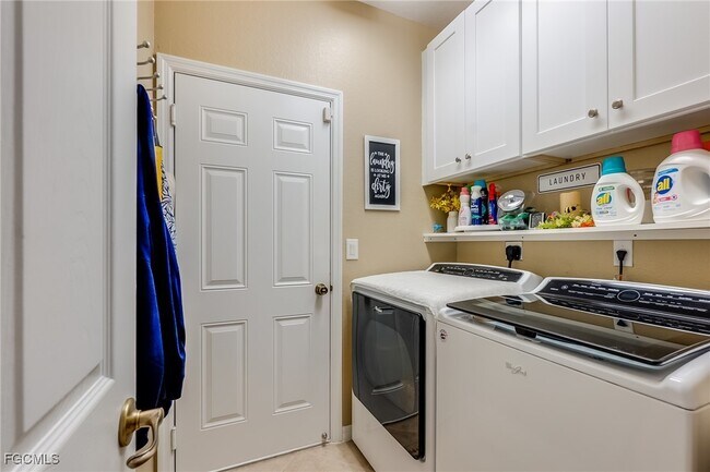 Building Photo - 3347 Dandolo Cir