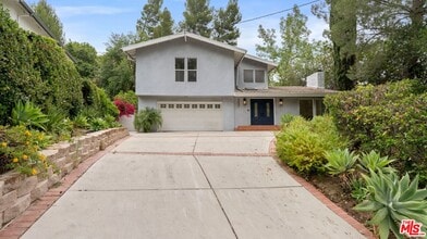 Building Photo - 22540 Margarita Dr