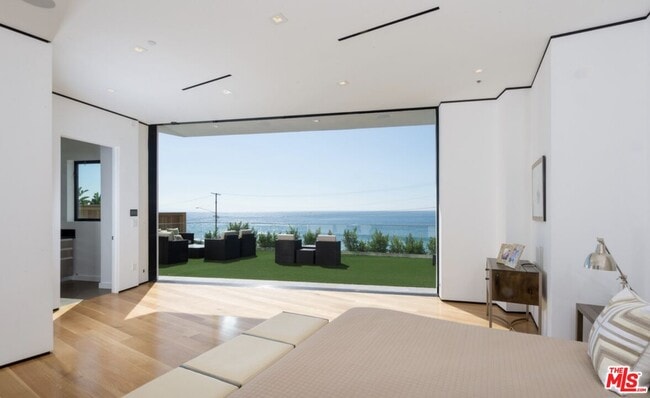 Building Photo - 17816 Porto Marina Way
