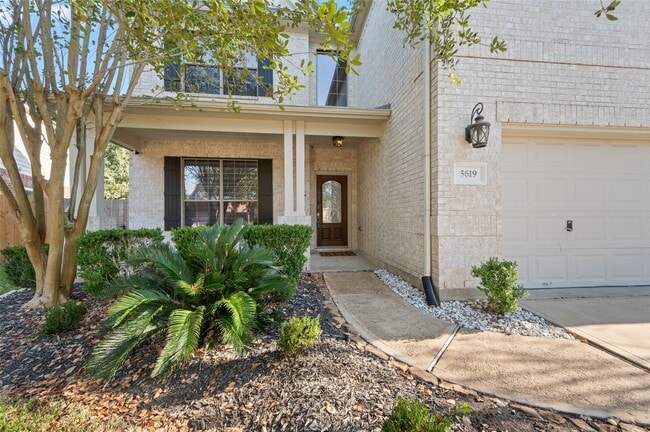 Building Photo - 5619 Honey Brook Ct