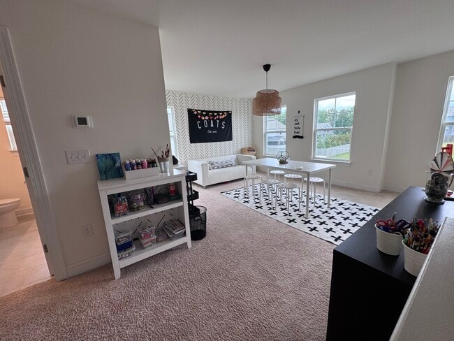 Building Photo - 1425 White Spruce Dr