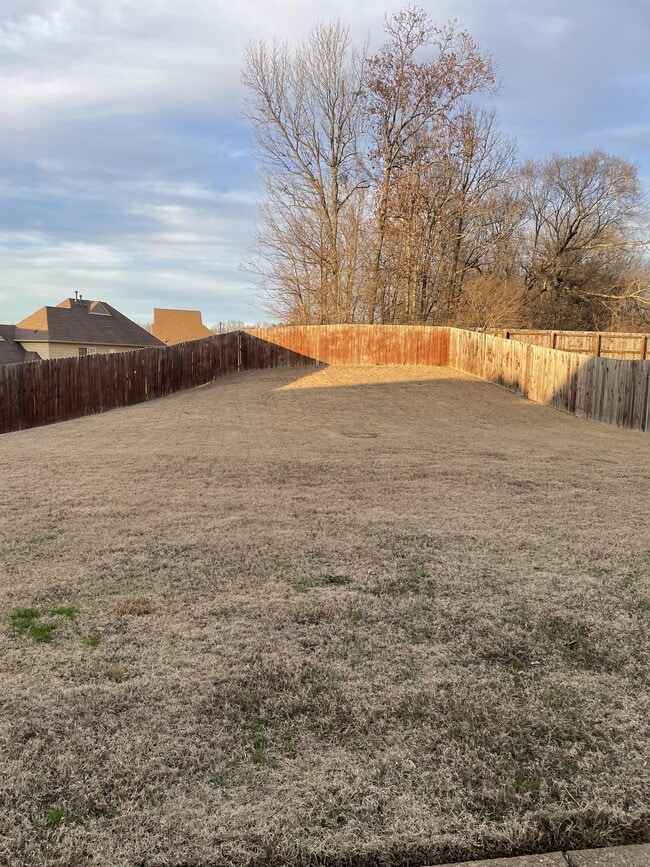 Building Photo - 10230 Adikson Dr