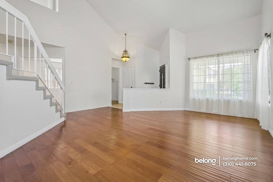 Building Photo - 4132 Lost Springs Dr