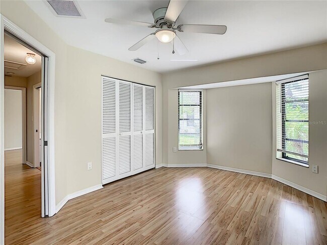 Building Photo - 2375 Bendway Dr