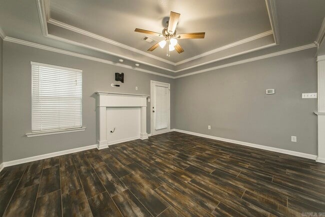 Building Photo - 31 Newcastle Dr