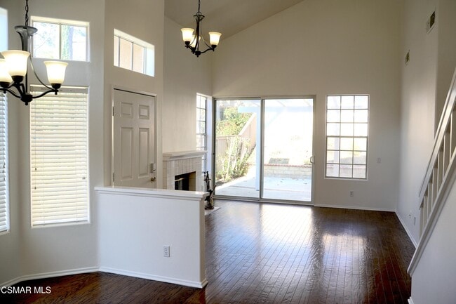 Building Photo - 495 Novara Way