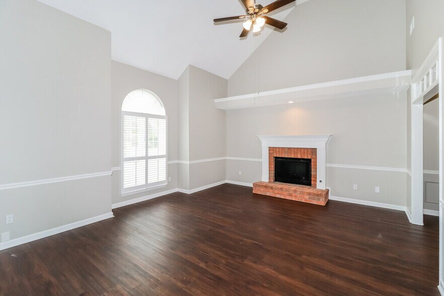 Building Photo - 4101 Persimmon View Cove