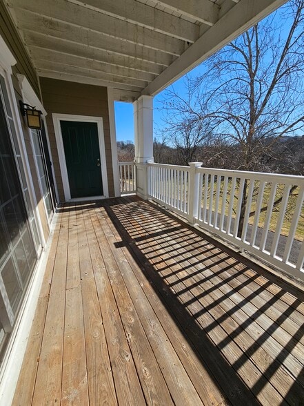 Balcony - 8401 Callabee Way