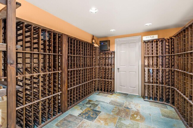 Building Photo - Elegant Grant Park Craftsman with Wine Cel...