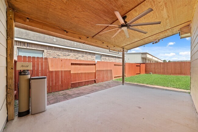 Building Photo - 8914 Parlin Ridge Dr