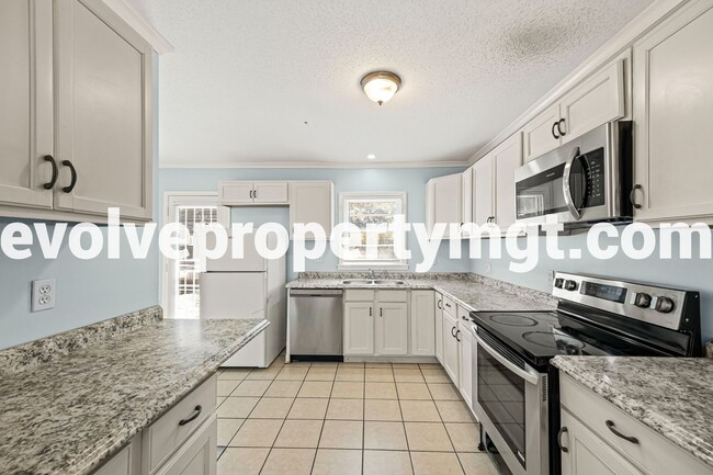 Building Photo - 4190 Alice Dr