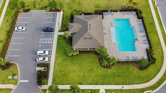 Building Photo - 9560 Black Walnut Dr