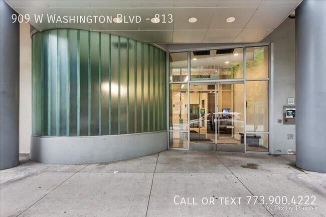 Building Photo - 909 W Washington Blvd