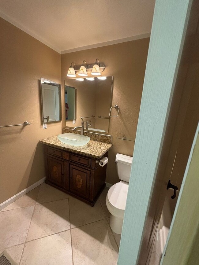 Building Photo - South Cove Commons Gem – Private Beach Access!