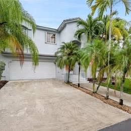 Building Photo - 14755 SW 123rd Ave