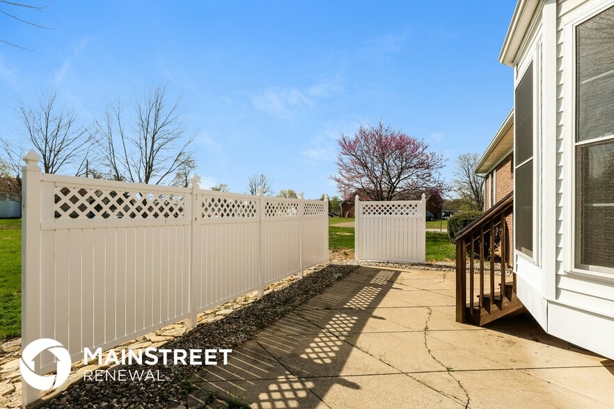 Building Photo - 113 Taylor Ct