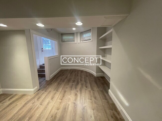 Building Photo - 379 Commonwealth Ave