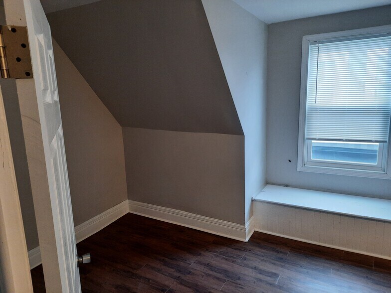 Bedroom 2A - 257 W Utica St