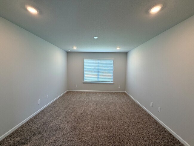 Building Photo - 10511 HOPEWELL Lp