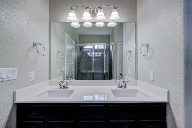 Building Photo - 126 Screech Owl Dr