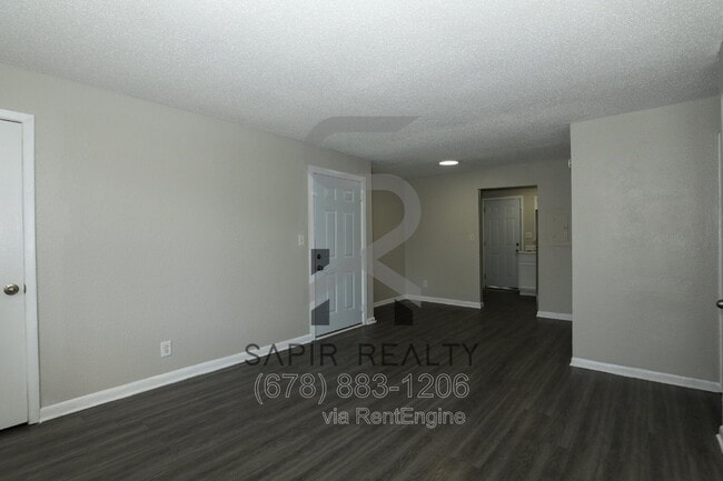 Building Photo - 2045 Alison Ct SW