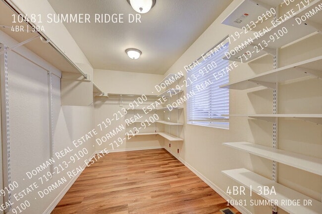 Building Photo - 10481 Summer Rdg Dr