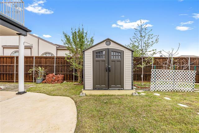 Building Photo - 5602 Willowbrook Dr