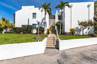 Building Photo - 2955 N Beach Rd