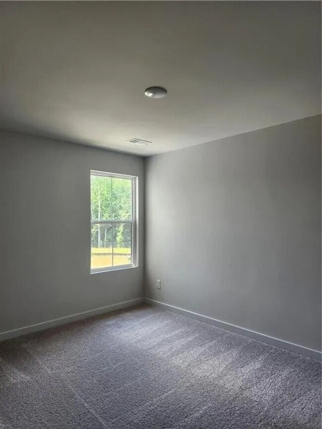 Building Photo - Spacious 3BR Townhome in Lawrenceville