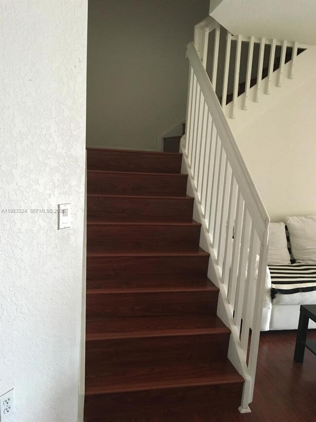 Building Photo - 10803 NW 83rd St