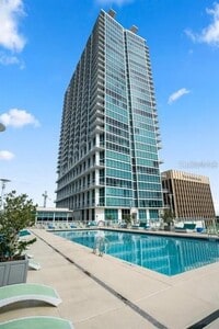 Building Photo - 150 E Robinson St