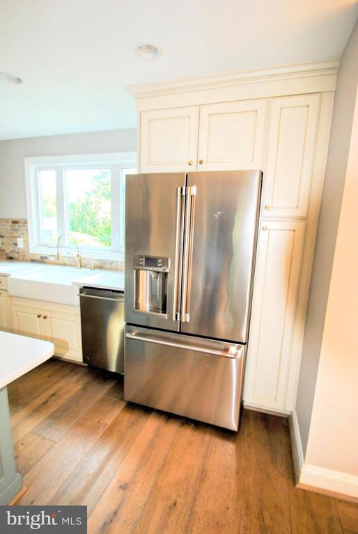 Building Photo - 1506 Chain Bridge Ct