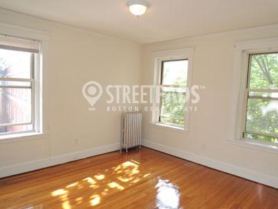 Building Photo - 2 bedroom in Malden MA 02148