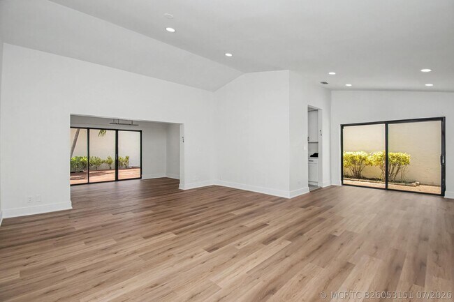 Building Photo - 21440 Campo Allegro Dr
