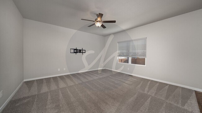 Building Photo - Welcome to Your Dream Home in Lorson Ranch!